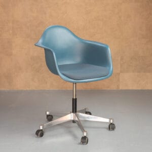 Vitra Pacc Bureaustoel Kuip Sea Blue