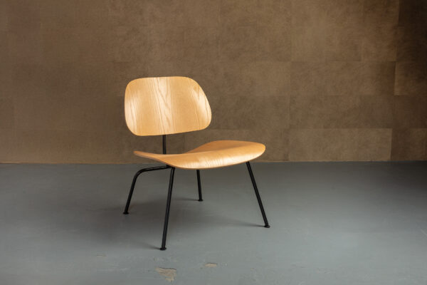 Vitra Plywood LCM Essen Naturel