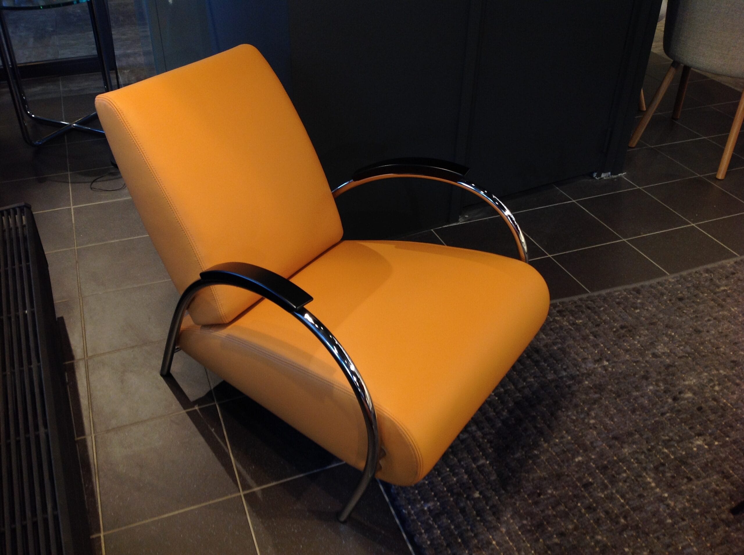 Gelderland 5770 F 2A Lotus Fauteuil