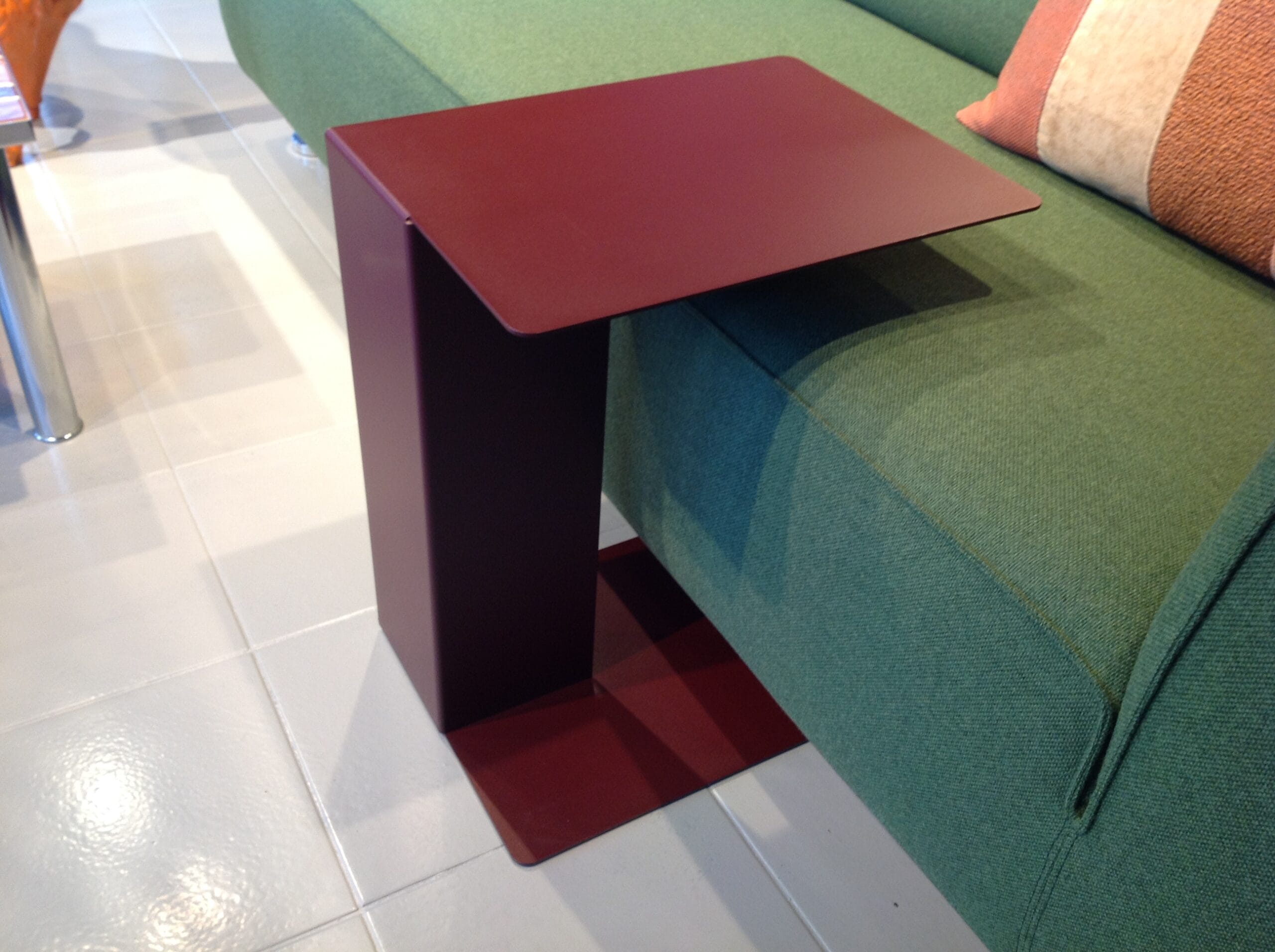 Gelderland 7845.T.110 Ori Tafel Zwartrood RAL 3007